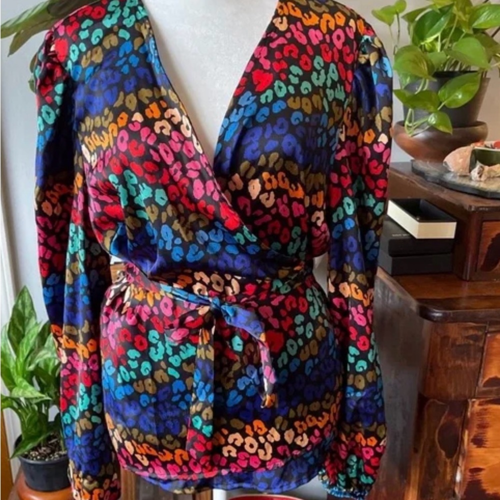 Never Fully Dressed leopard Wrap Top Size 14 - Picture 3 of 6